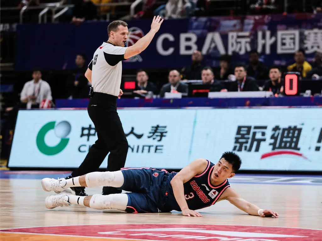 顯得略顯乏